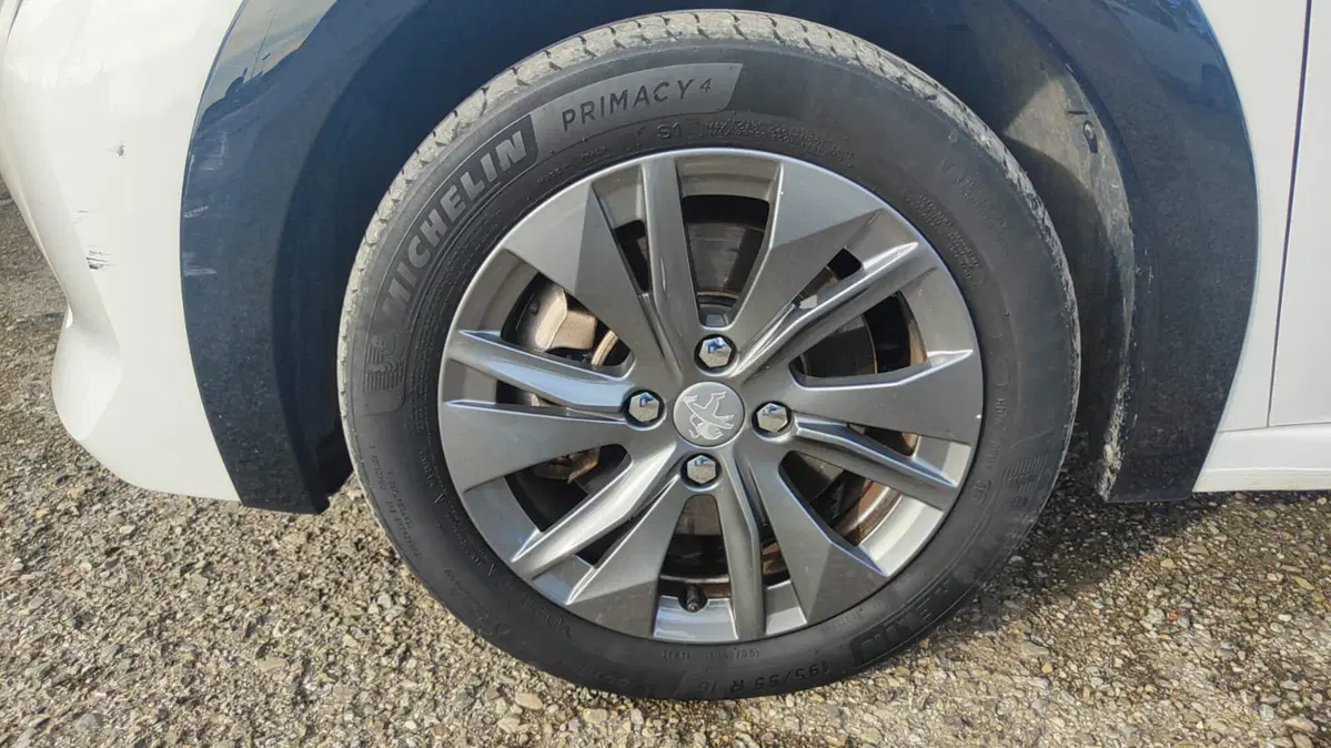 Peugeot 208 usata a Firenze (5)