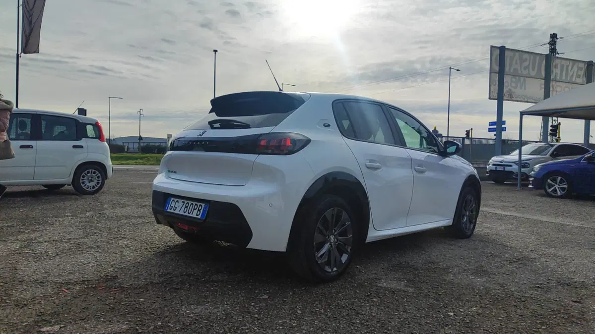 Peugeot 208 usata a Firenze (9)