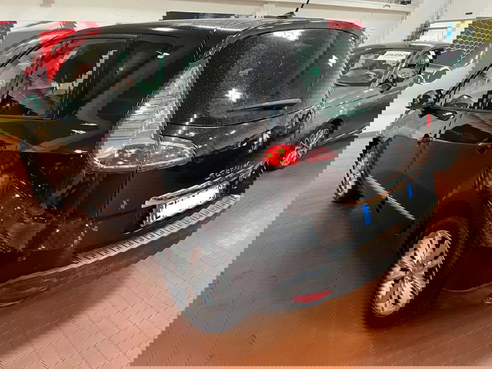 Renault Scénic X-Mod usata a Lucca (7)