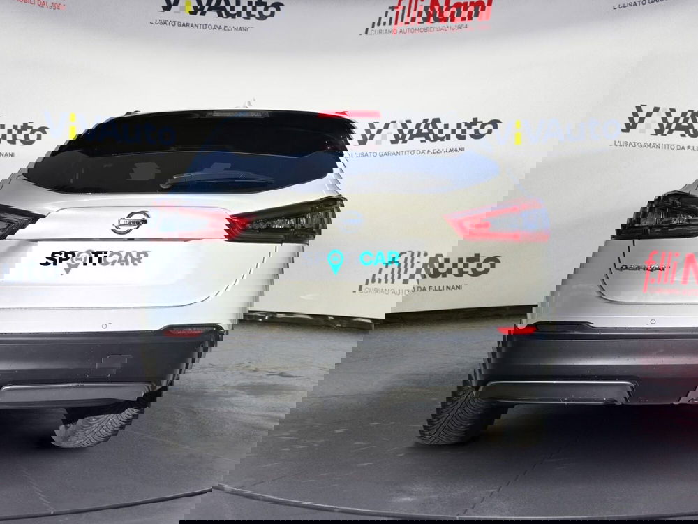 Nissan Qashqai usata a Massa-Carrara (4)