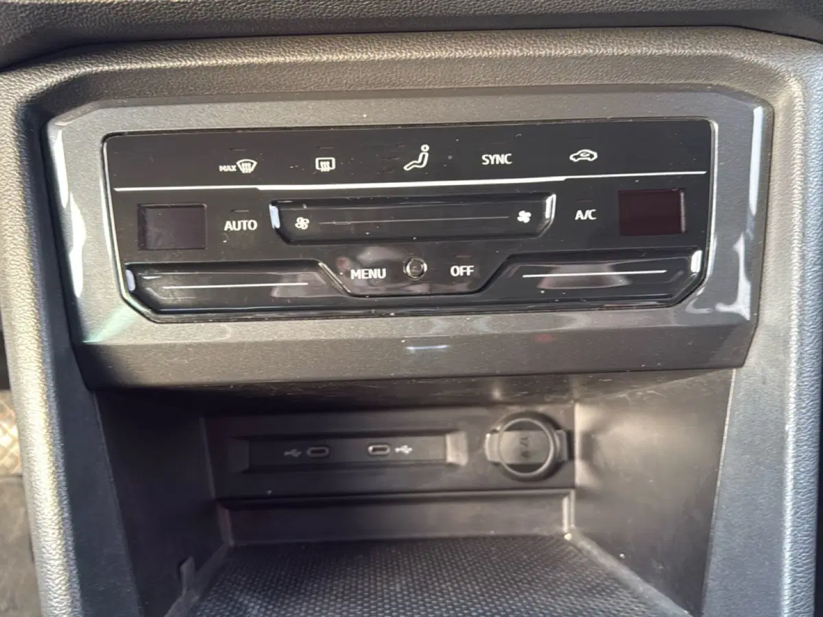 Volkswagen Tiguan usata a Terni (14)