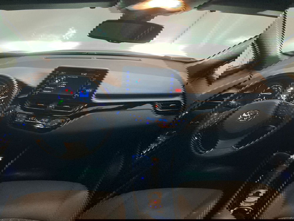 Toyota Toyota C-HR usata a Barletta-Andria-Trani (16)