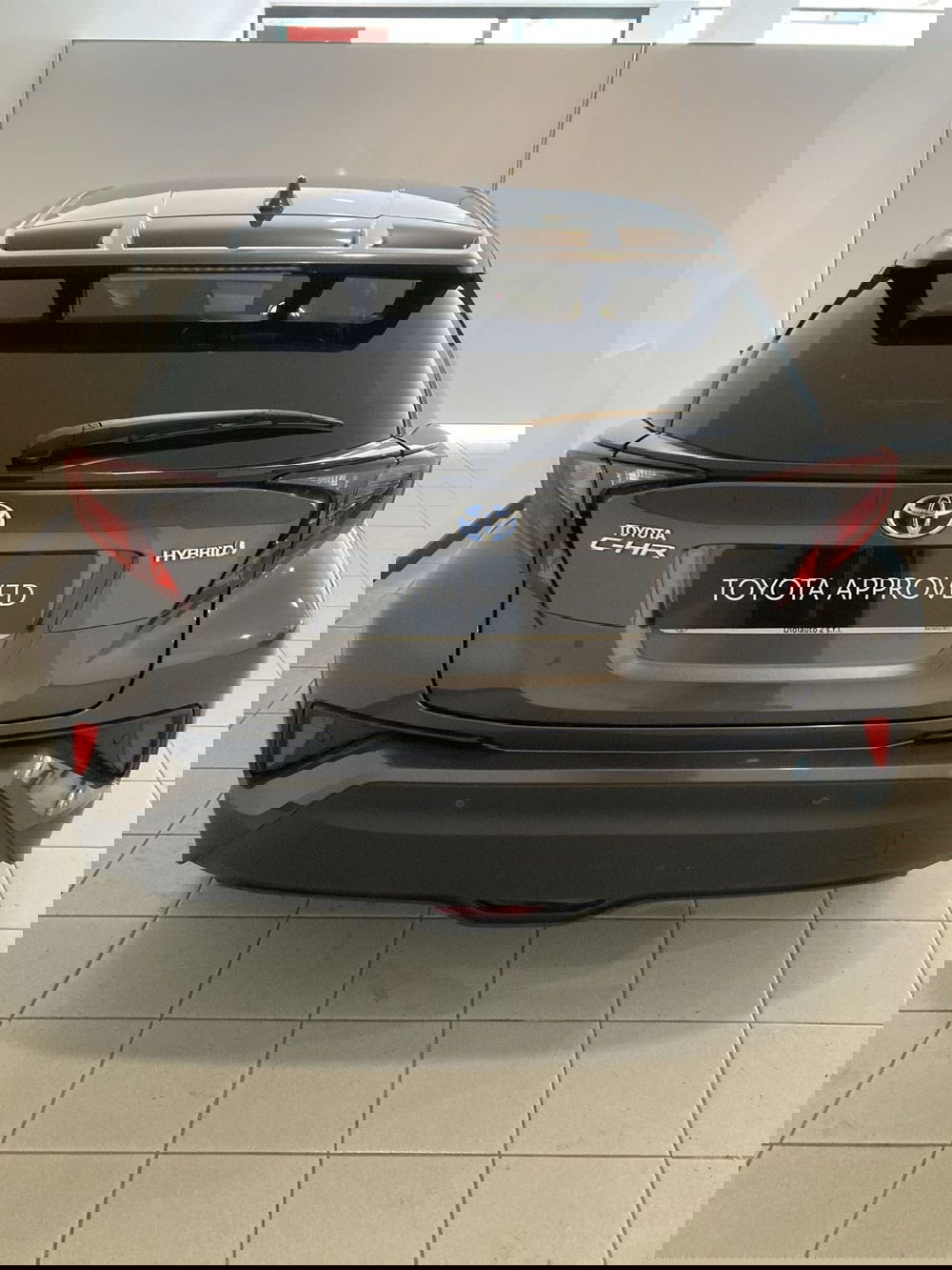 Toyota Toyota C-HR usata a Barletta-Andria-Trani (5)