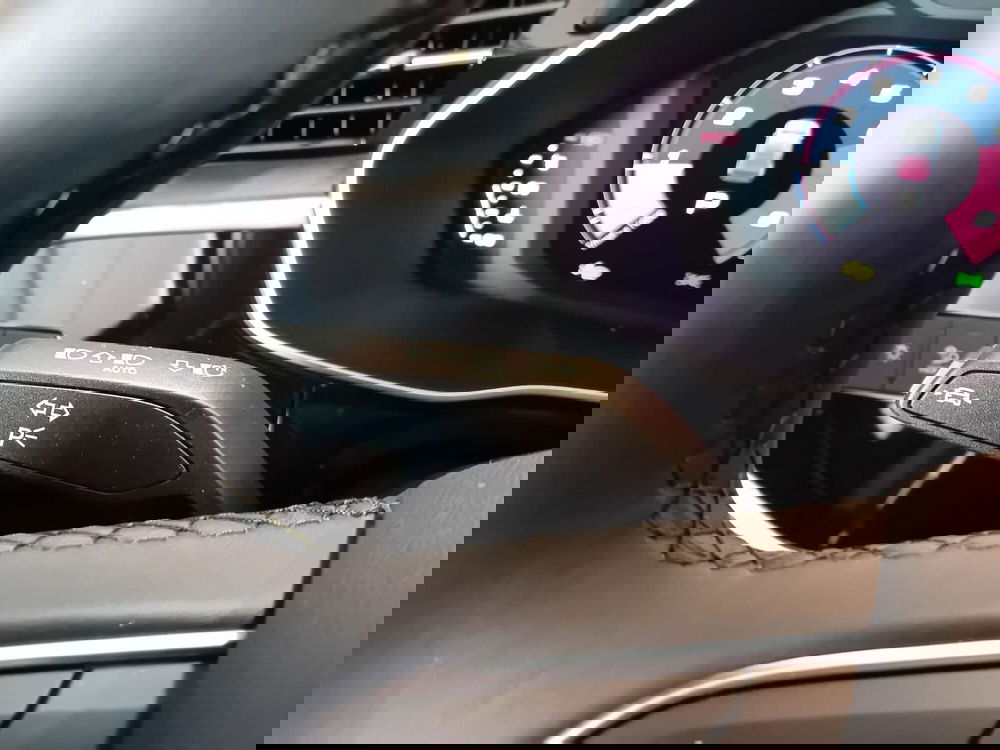 Audi Q3 Sportback nuova a Bari (18)