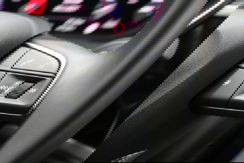 Audi Q3 Sportback usata a Bari (7)