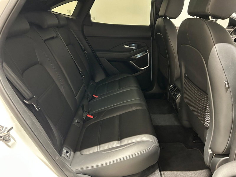 Jaguar E-Pace usata a Napoli (6)