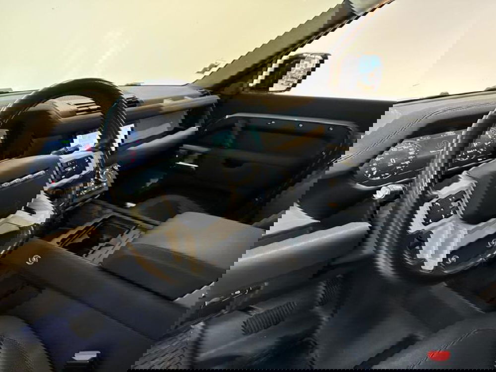 Land Rover Defender usata a Venezia (10)