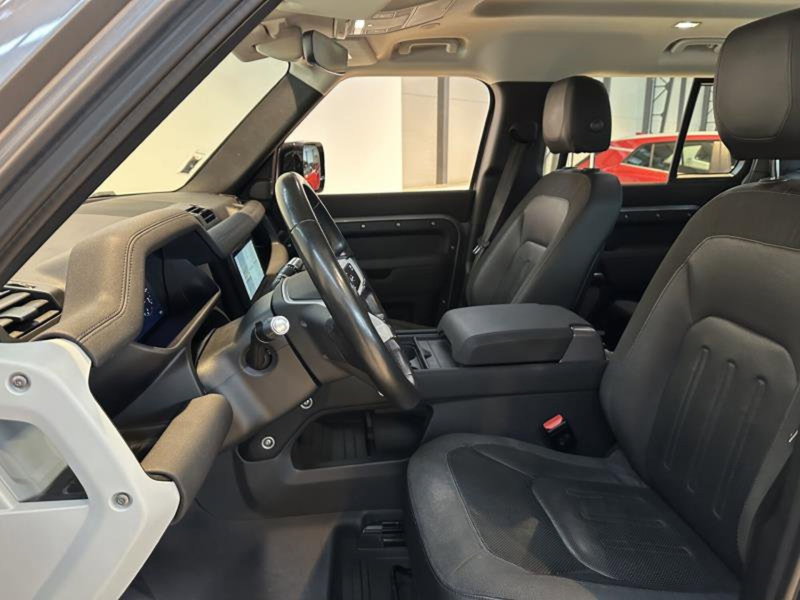 Land Rover Defender usata a Venezia (11)