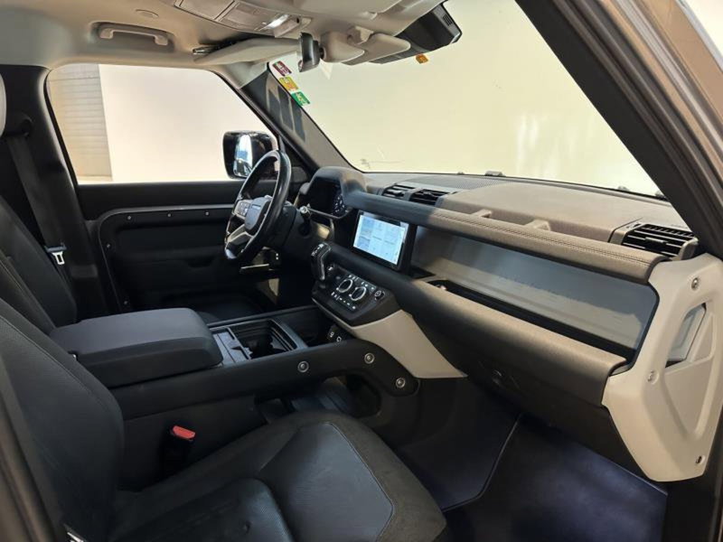 Land Rover Defender usata a Venezia (7)