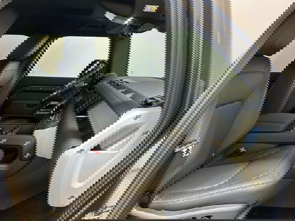 Land Rover Defender usata a Napoli (3)