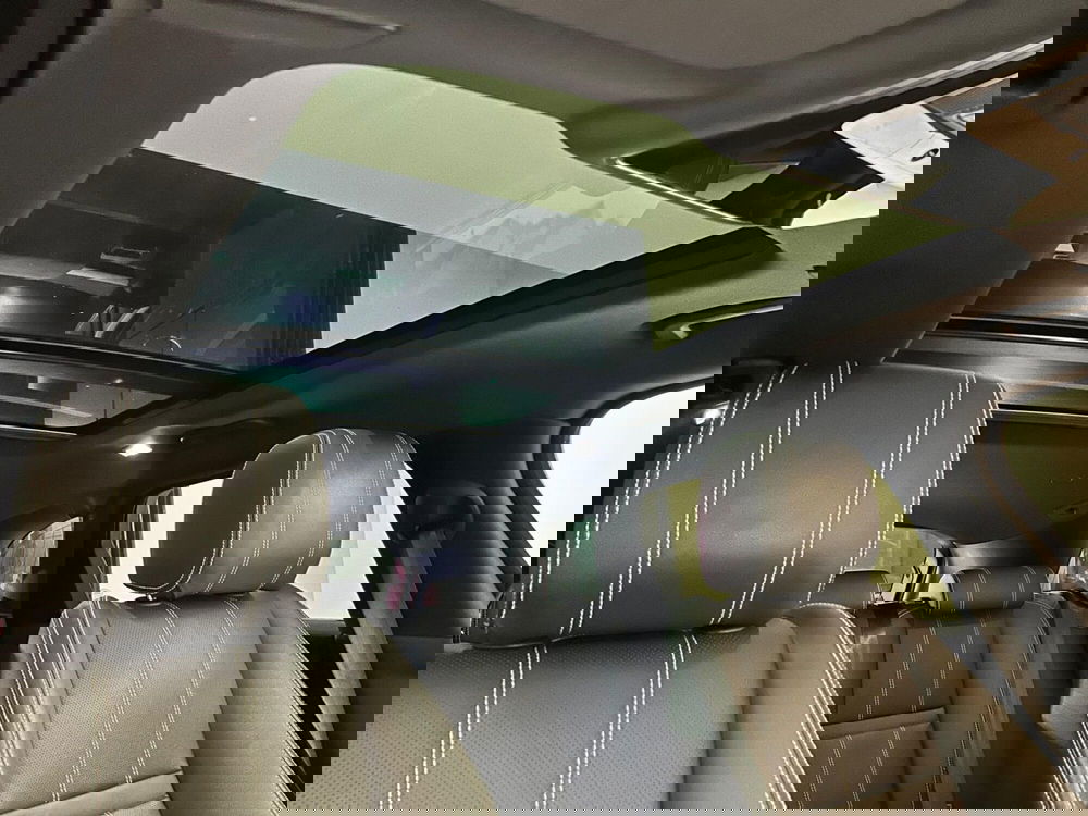 Land Rover Range Rover Velar usata a Napoli (4)