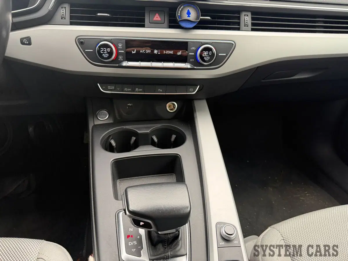 Audi A4 Avant usata a Varese (9)