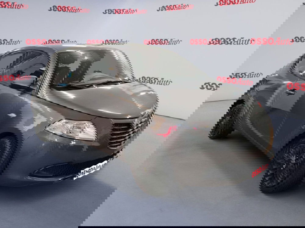 Lancia Ypsilon usata a Udine (2)