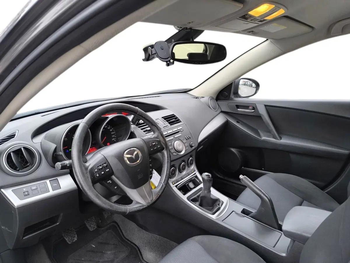 Mazda Mazda3 Hatchback usata a Udine (10)