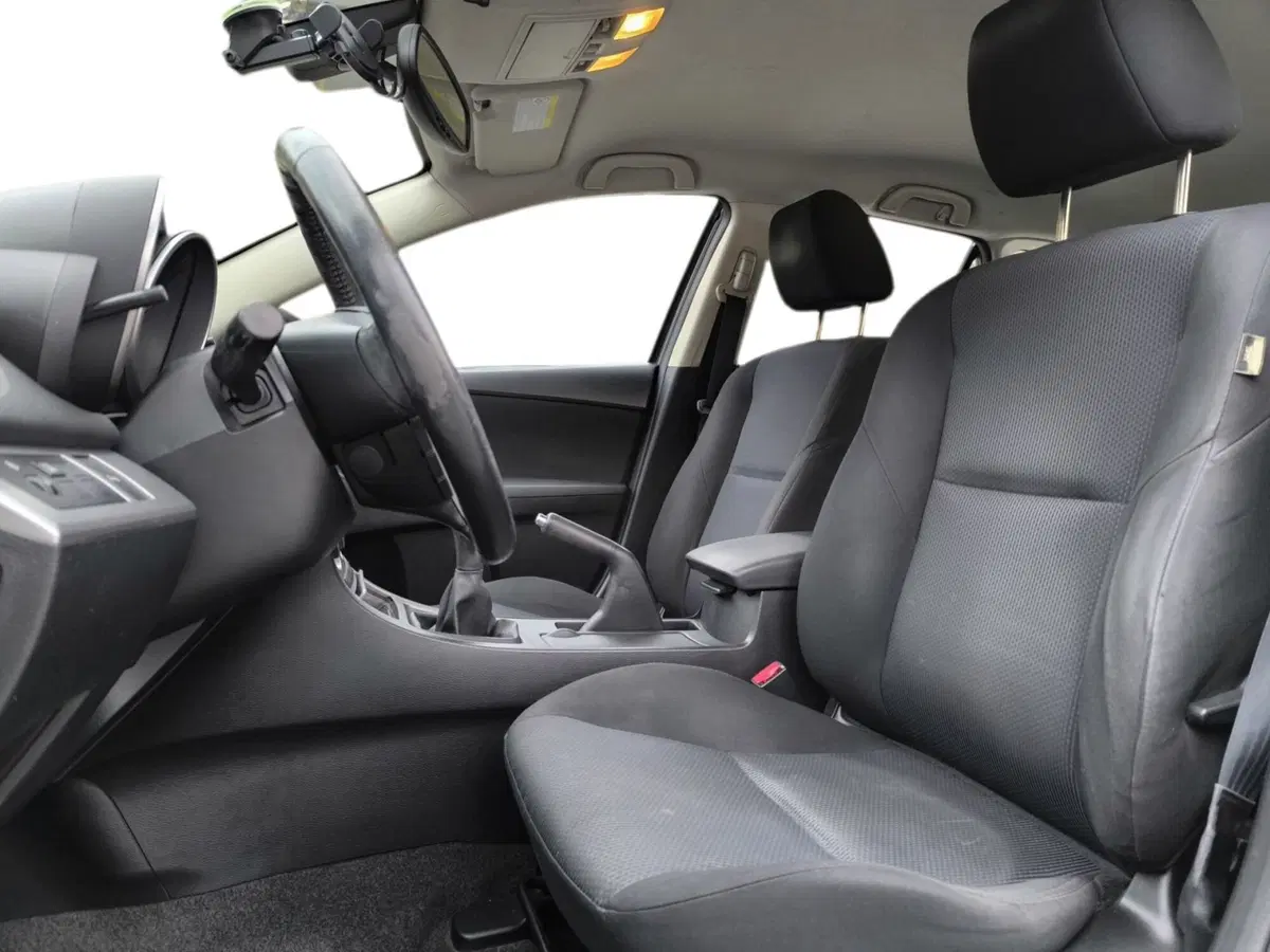 Mazda Mazda3 Hatchback usata a Udine (8)