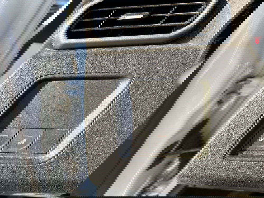 Dacia Duster usata a Latina (14)