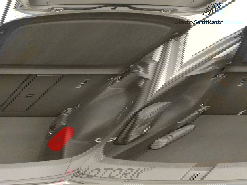 Volkswagen T-Roc usata a Varese (9)