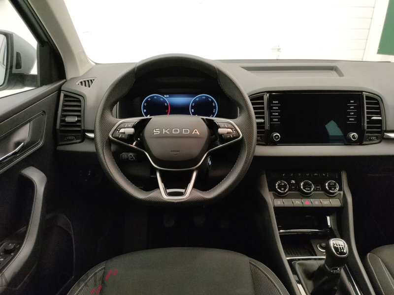 Skoda Karoq usata a Varese (12)