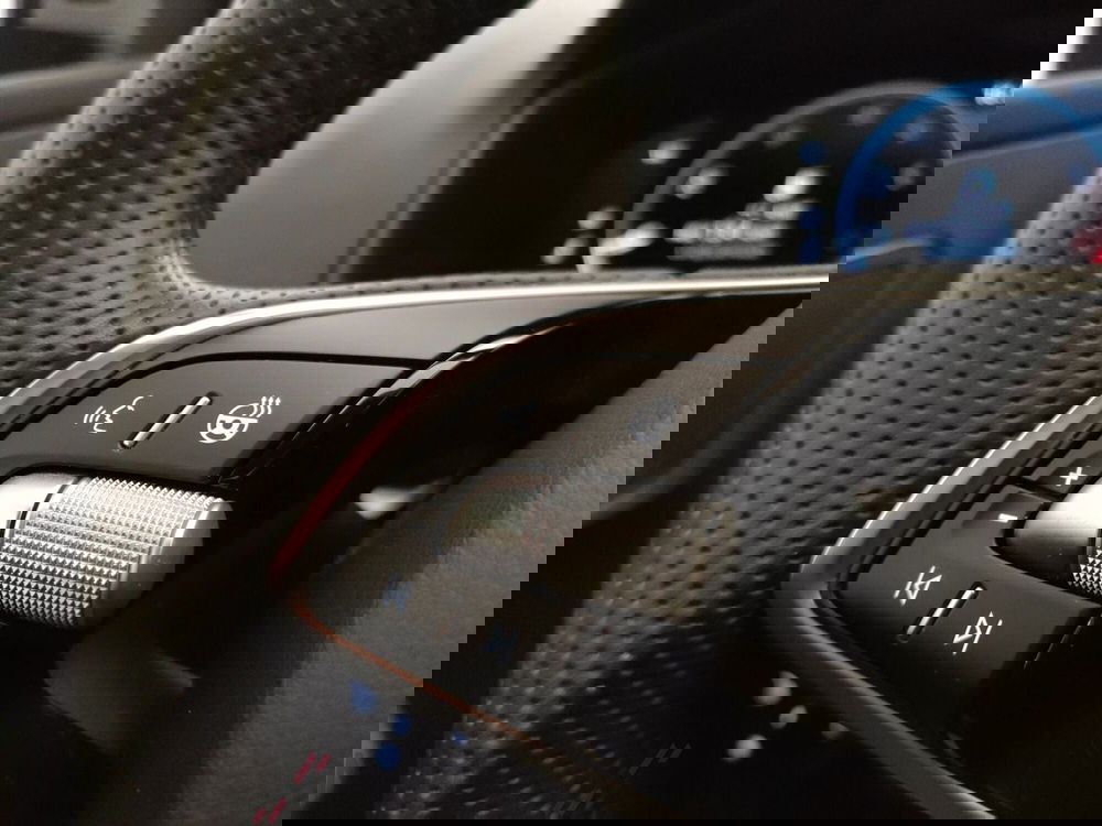 Skoda Karoq usata a Varese (13)