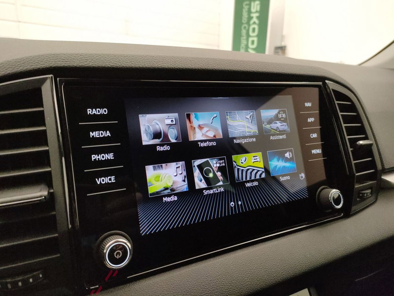 Skoda Karoq usata a Varese (16)
