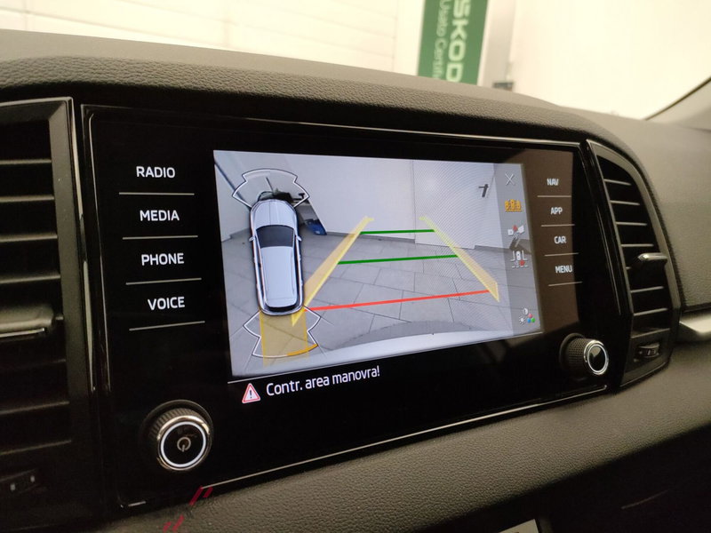 Skoda Karoq usata a Varese (18)