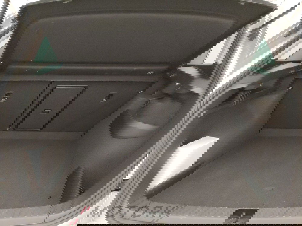 Skoda Karoq usata a Varese (9)