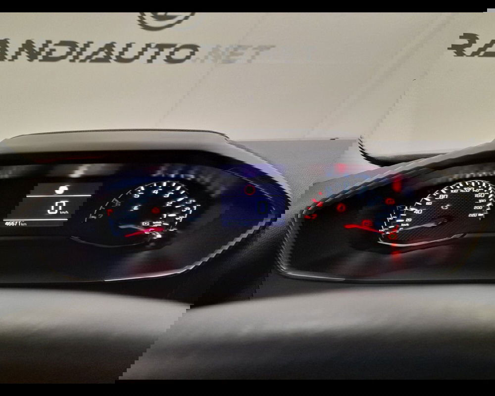 Peugeot 2008 usata a Asti (7)