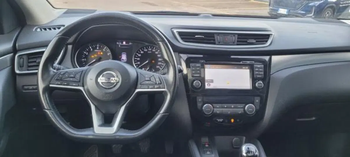 Nissan Qashqai usata a Napoli (10)