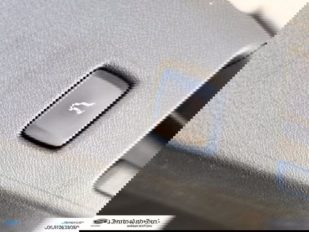 Ford Kuga usata a Roma (12)