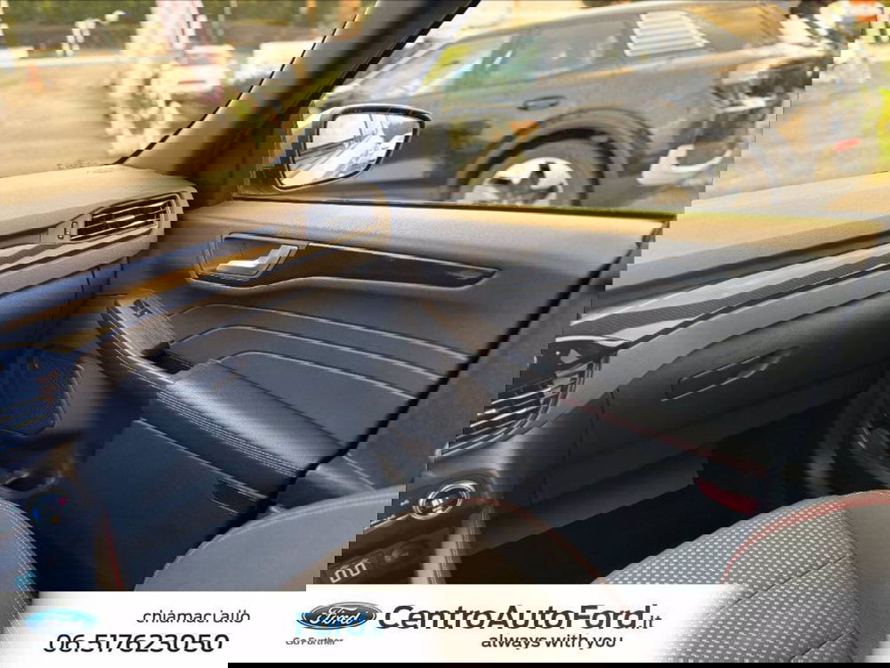 Ford Kuga usata a Roma (18)