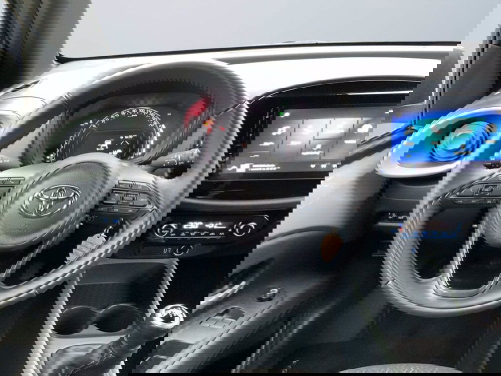 Toyota Aygo X usata a Milano (13)