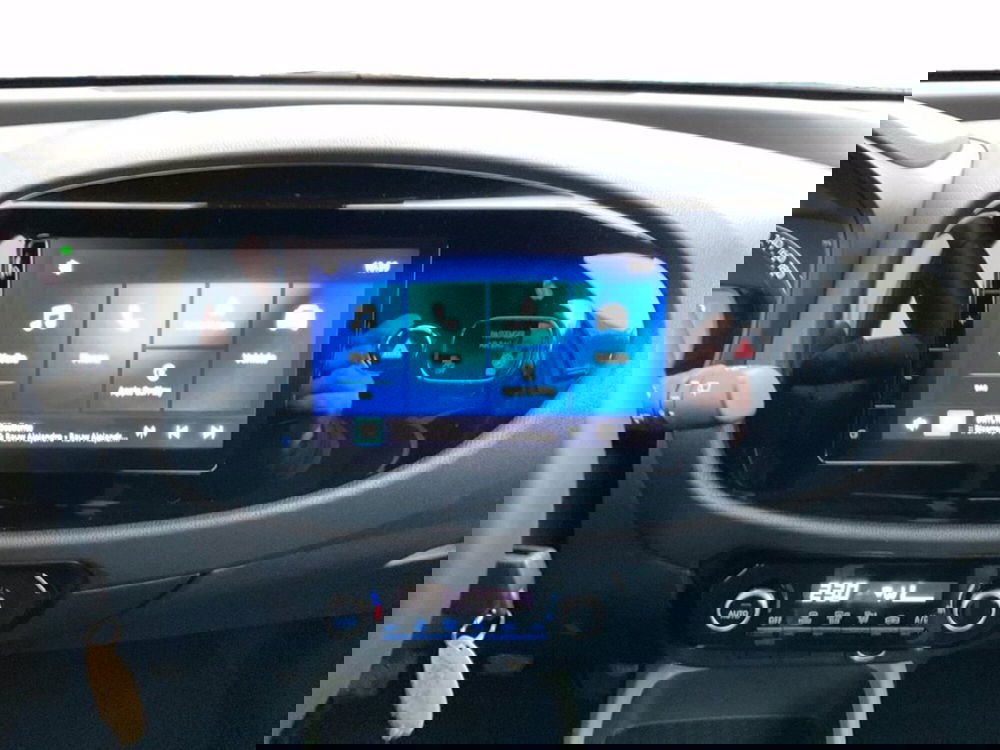 Toyota Aygo X usata a Milano (14)