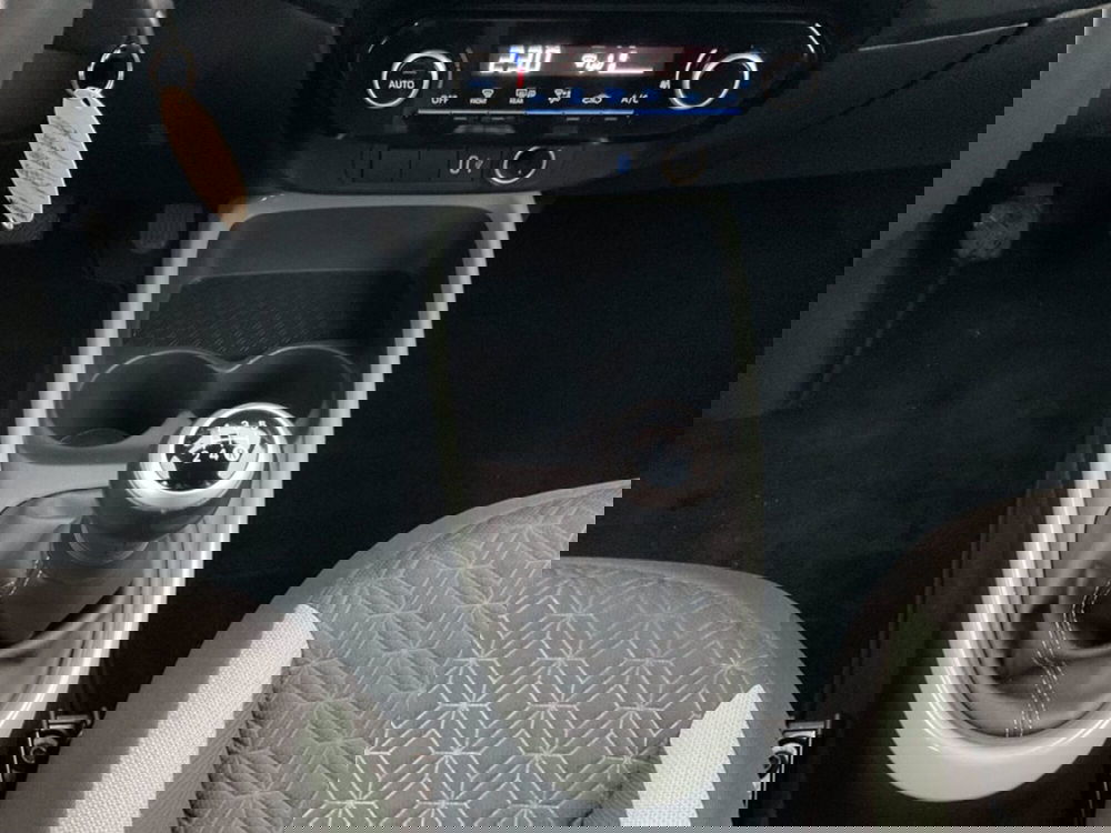 Toyota Aygo X usata a Milano (15)