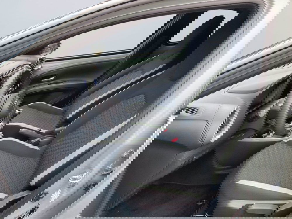 Toyota Aygo X usata a Milano (9)