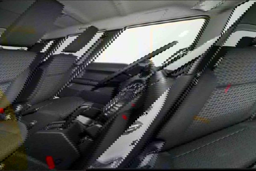 Suzuki Jimny nuova a Torino (8)