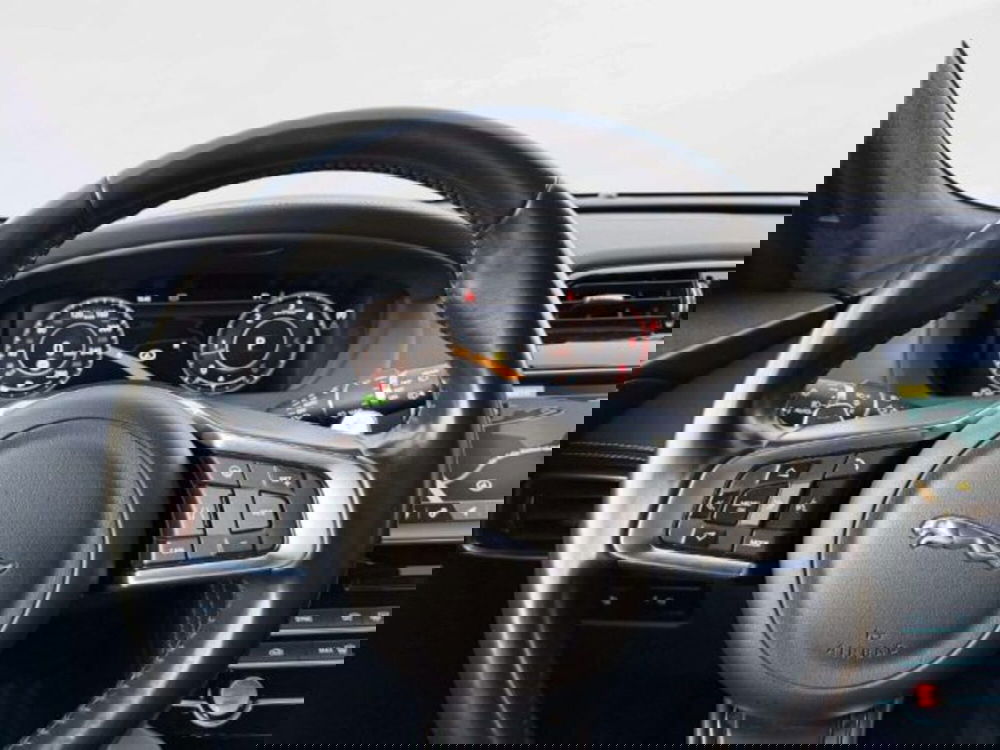 Jaguar F-Pace usata a Siena (16)