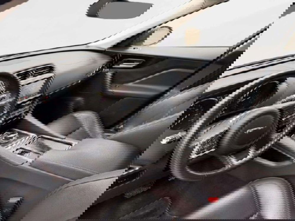 Jaguar F-Pace usata a Siena (11)