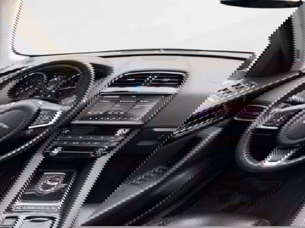 Jaguar F-Pace usata a Siena (6)