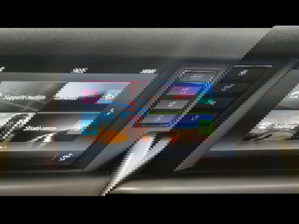 Land Rover Discovery Sport usata a Lecce (16)