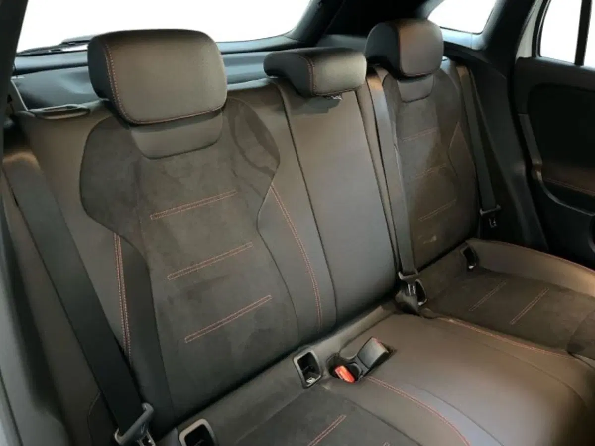 Mercedes-Benz GLA SUV nuova a Verona (6)