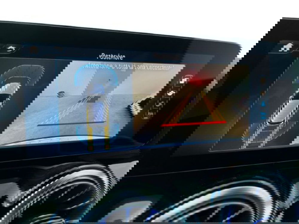 Mercedes-Benz GLA SUV nuova a Verona (11)