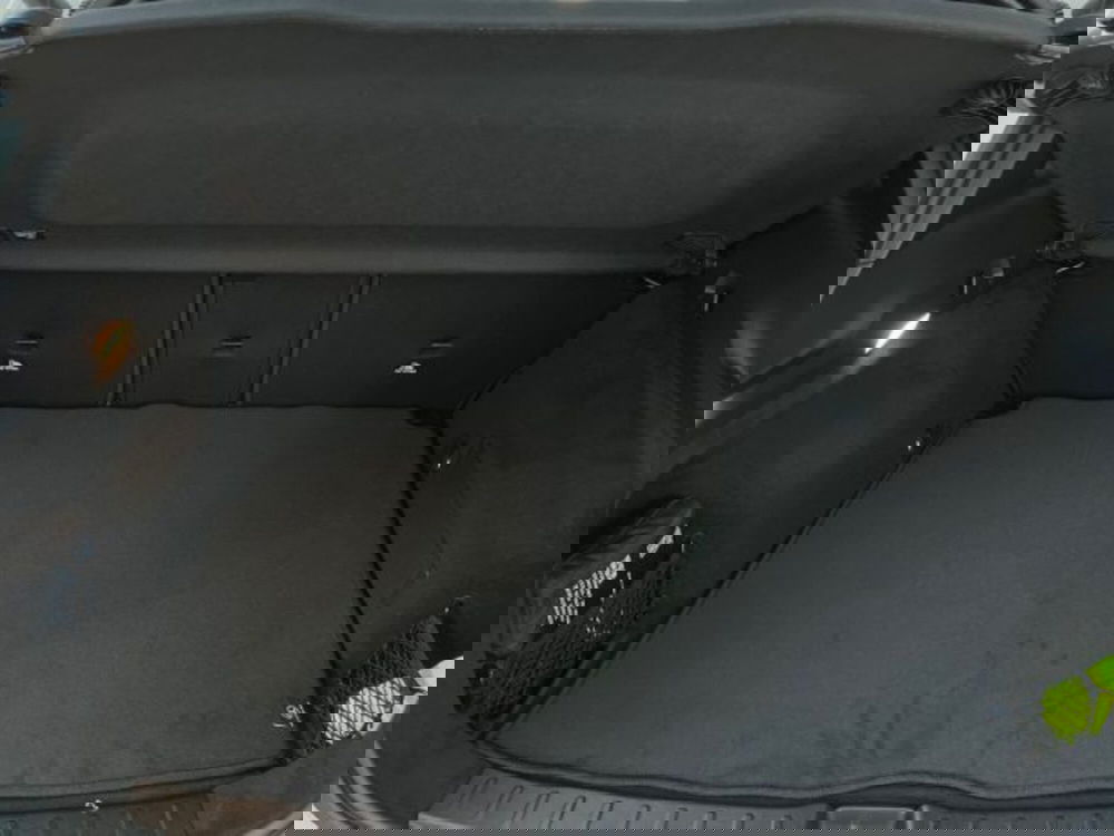 Mercedes-Benz GLA SUV nuova a Verona (11)