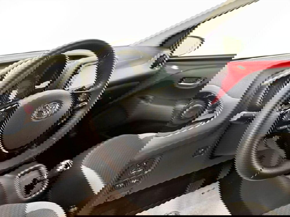 Toyota Aygo usata a Monza e Brianza (12)