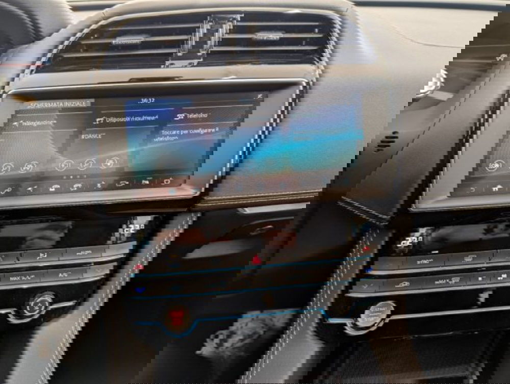 Jaguar F-Pace usata a Cuneo (13)