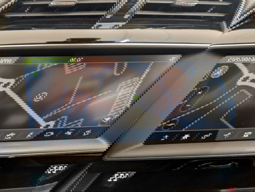 Jaguar F-Pace usata a Cuneo (14)