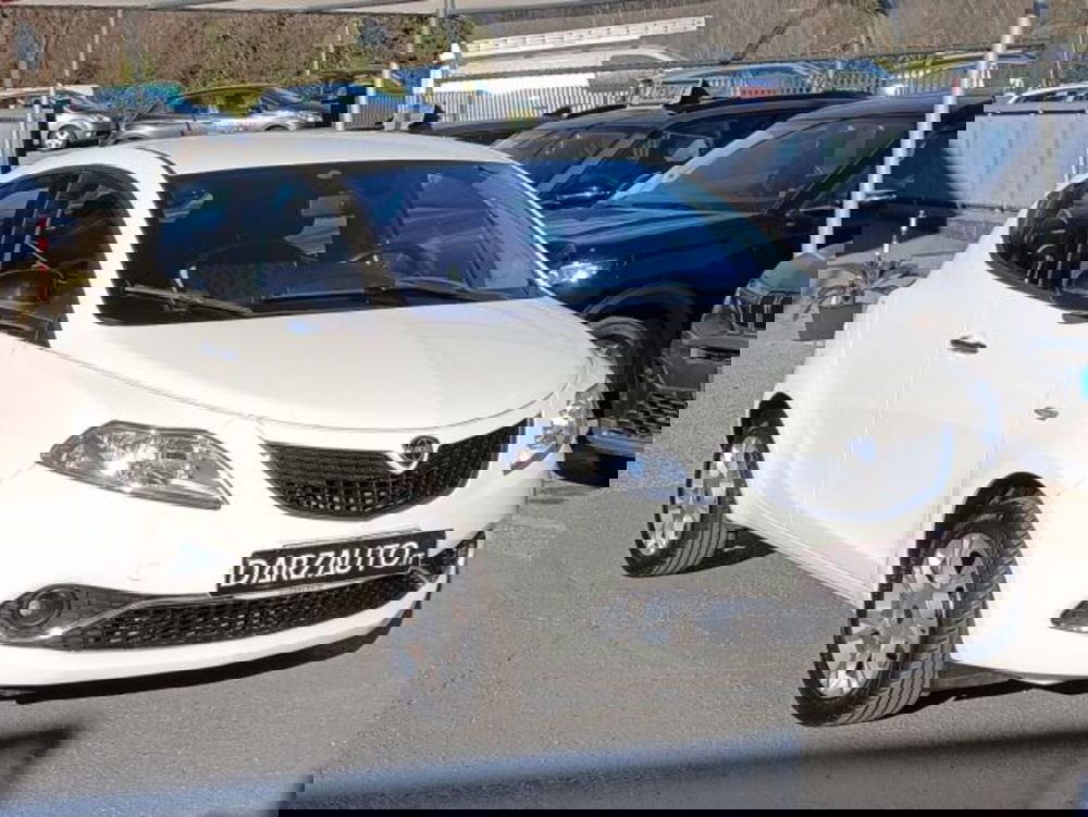 Lancia Ypsilon usata a Brescia (3)