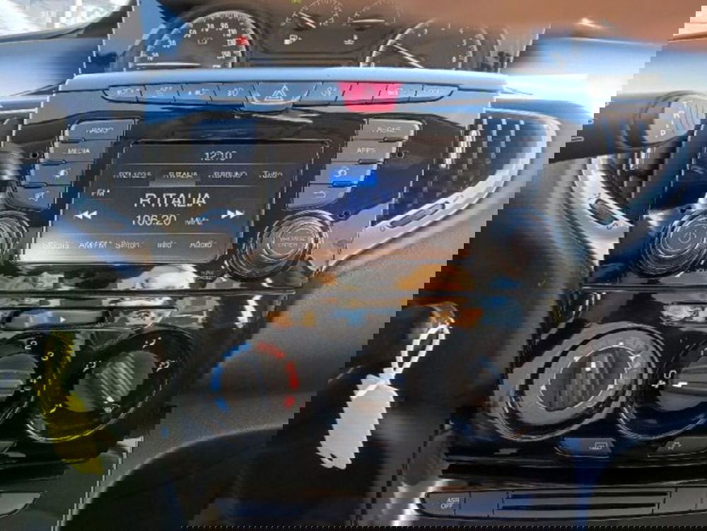 Lancia Ypsilon usata a Brescia (9)