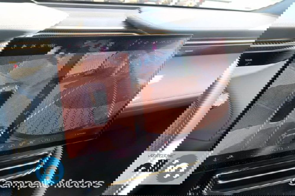 Lotus Eletre usata a Venezia (11)