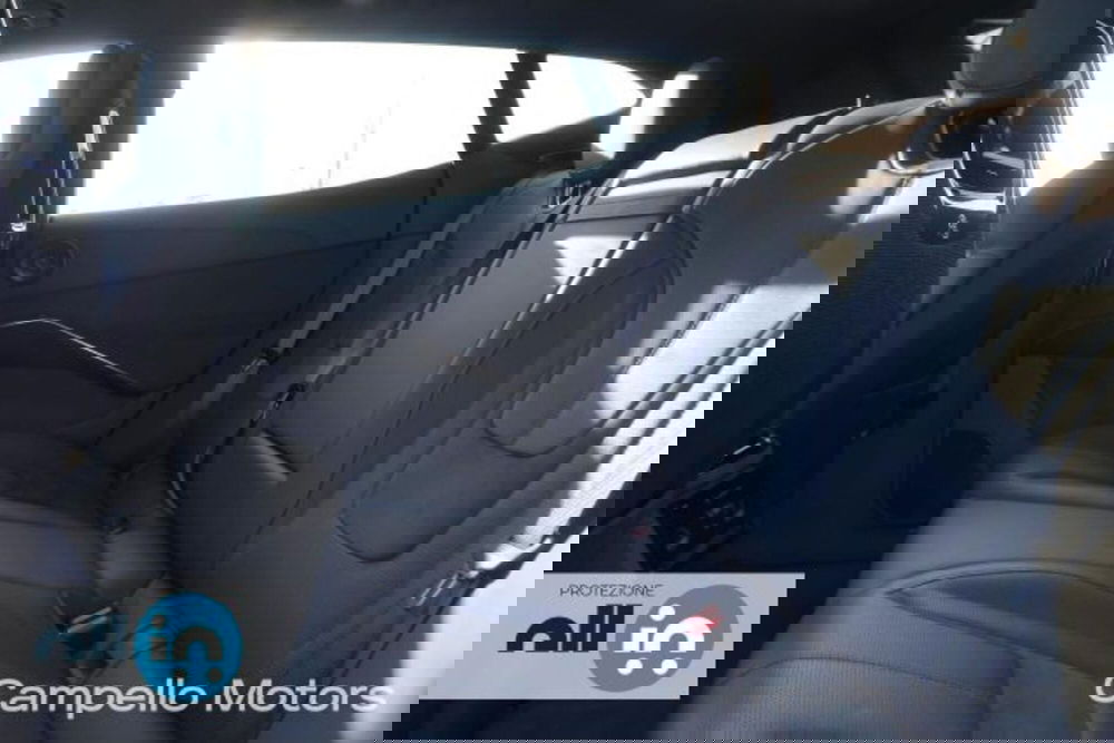 Lotus Eletre usata a Venezia (6)