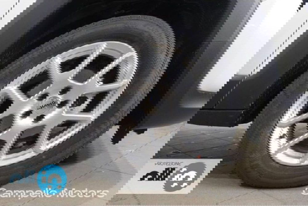 Jeep Renegade nuova a Venezia (18)